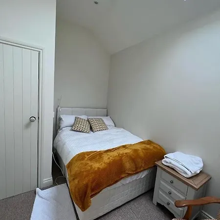 1 Quay Relaxing 3 Bedroom On Sea-front Killala