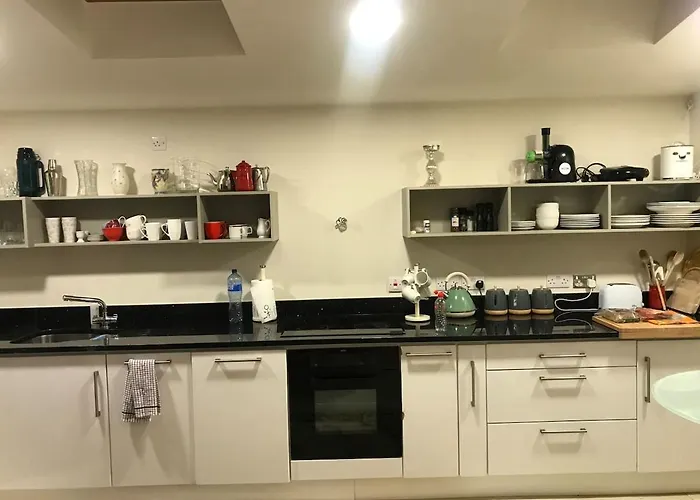 1 Quay Relaxing 3 Bedroom On Sea-front